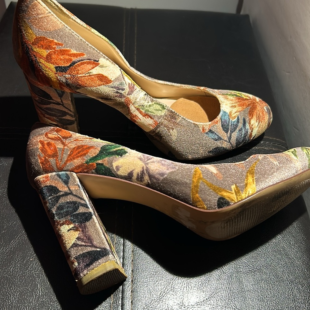 Beautiful flower multicolored round toe - Picture 6 of 8